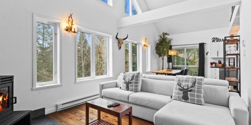 4 BR Retreat with Jacuzzi & Mont Tremblant View