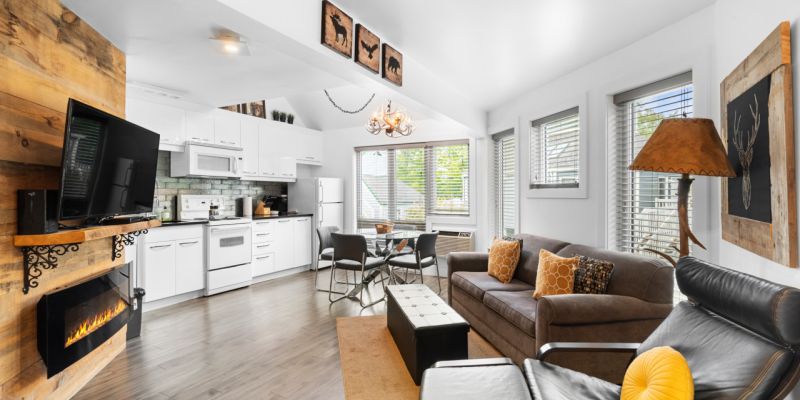 Chouette Tremblant Ski In/Out Pedestrian Village – Condo 2039