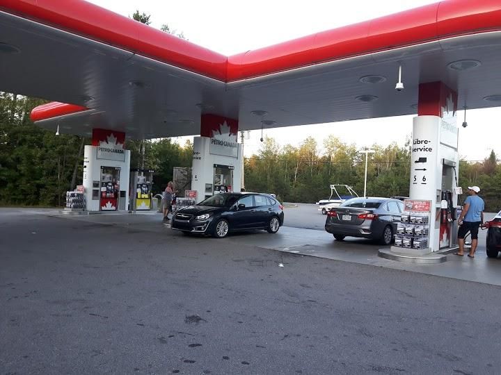 Petro-Canada Image