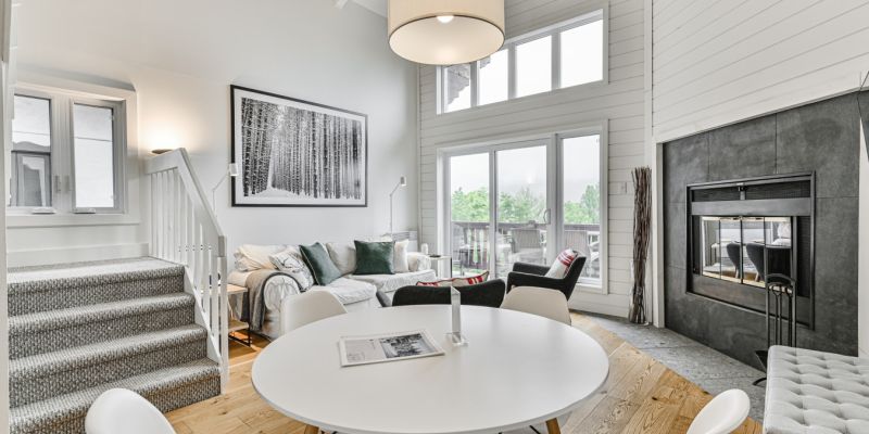 Scenic Condo Overlooking Mont-Tremblant & the Lake – Bloc F unit 469